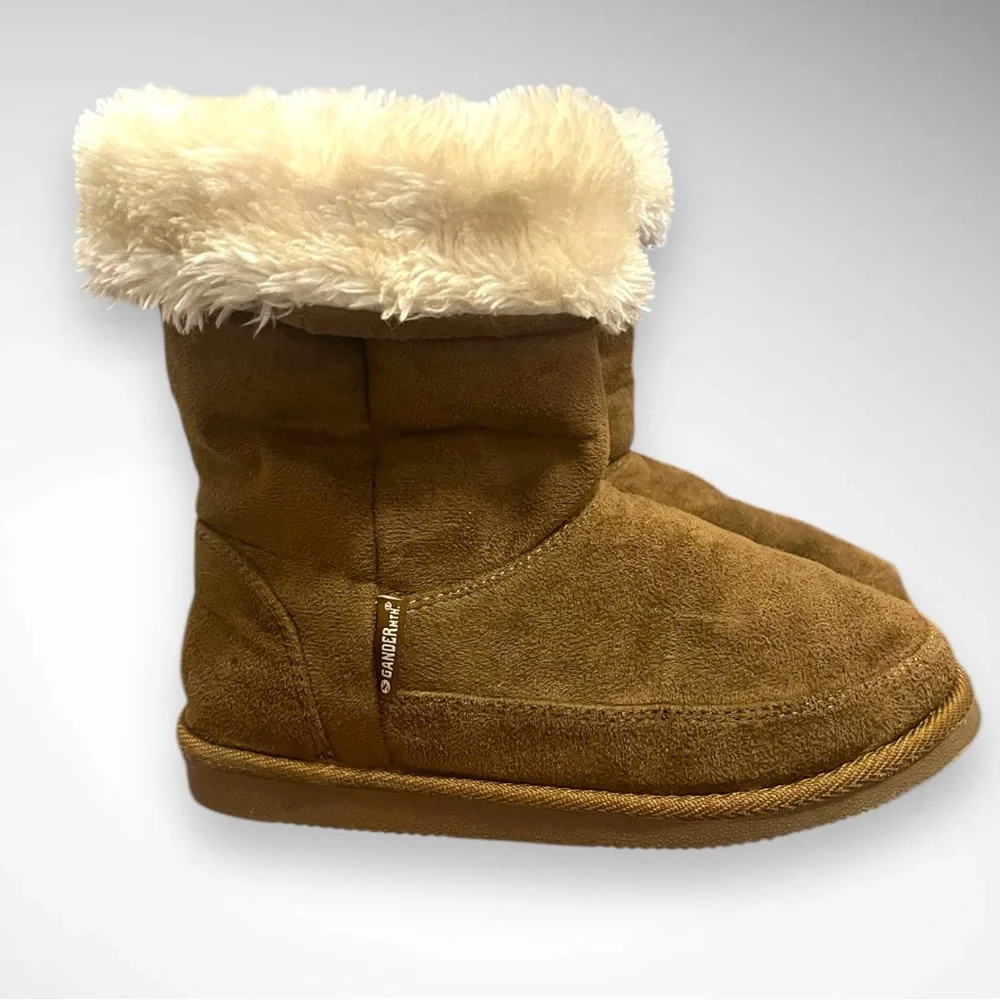 GANDER‎ MOUNTAIN Women's Tan Faux Suede Faux Fur Boots Size 6 | EUC